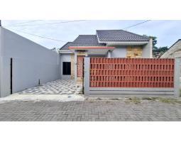Dijual Rumah Siap Huni, Tipe Besar, Dekat Stadion Maguwoharjo - Sleman