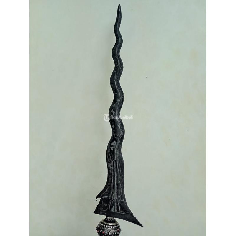 Keris Sepuh Sabuk Inten Luk 11 Pamor Ngulit Semongko Warangka Ladrang Solo - Jakarta Timur