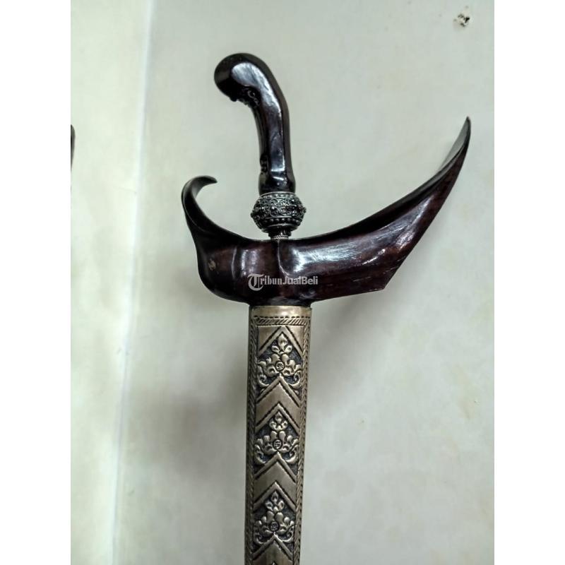 Keris Sepuh Sabuk Inten Luk 11 Pamor Ngulit Semongko Warangka Ladrang Solo - Jakarta Timur