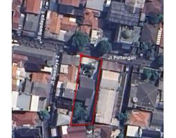 Rumah Bonus 3 Toko di Tanjung Barat, Legalitas SHM - Jakarta Selatan