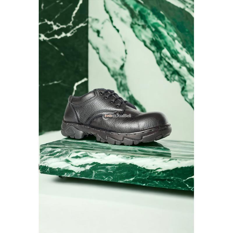 Sepatu Safety Anti Lecet - Kutai Kartanegara 
