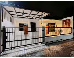 Jual Rumah Cantik Tipe 104 Semi Furnished di Jl Soekarno Hatta Dekat Rs Al Islam Bandung - Bandung Kota