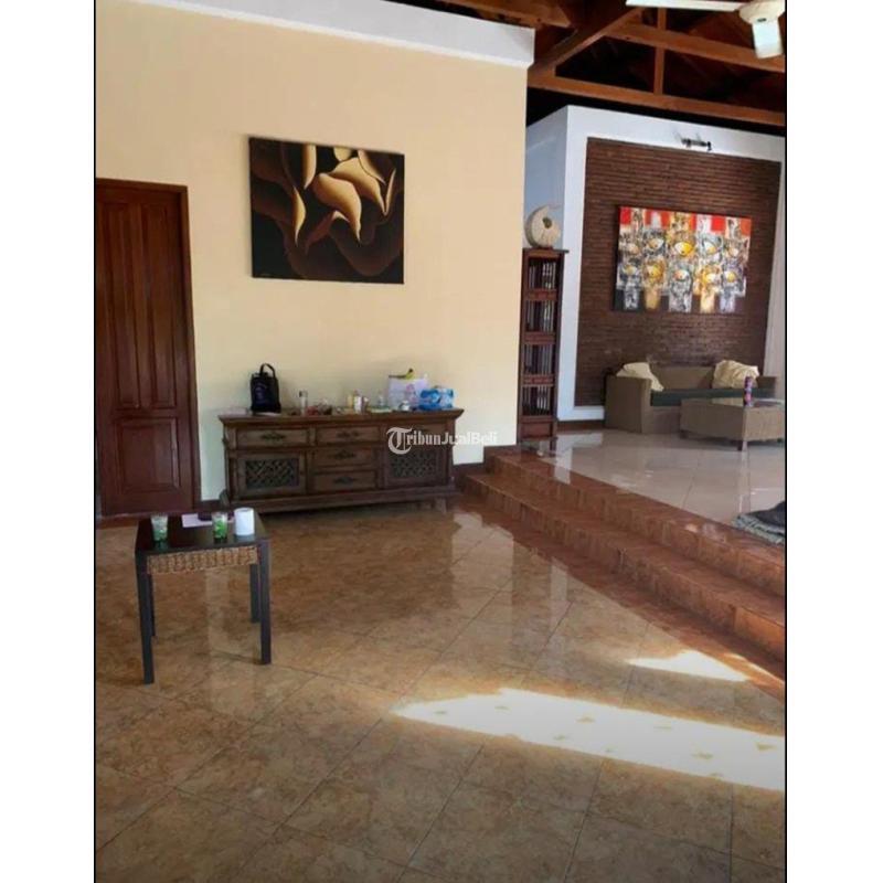 Dijual Villa Bagus Dekat Pantai di Jalan Raya Senggigi - Lombok Barat