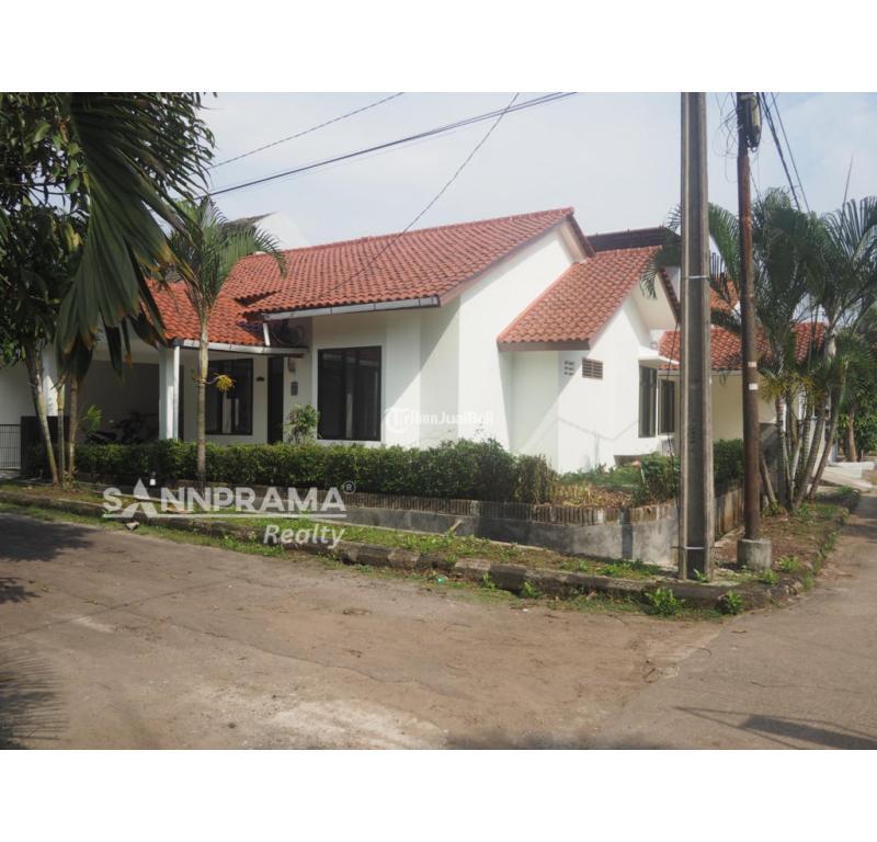 Dijual Rumah Hook dan Luas Serta Terawat dalam Perumahan di Dekat Tol Sawangan - Depok