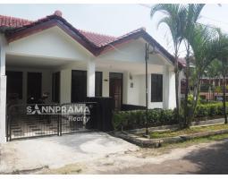 Dijual Rumah Hook dan Luas Serta Terawat dalam Perumahan di Dekat Tol Sawangan - Depok