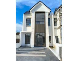 Dijual Rumah Mewah Desain Modern American Classic Tipe 55 2KT 1KM SHM - Malang 