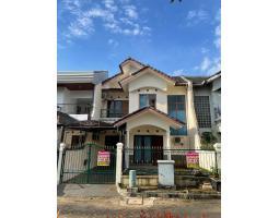 Dijual Rumah 2 Lantai, LT. 144m2, LB. 180m2, SHM, Gardenia Estate Ciputat, Lokasi Bagus - Tangerang Selatan