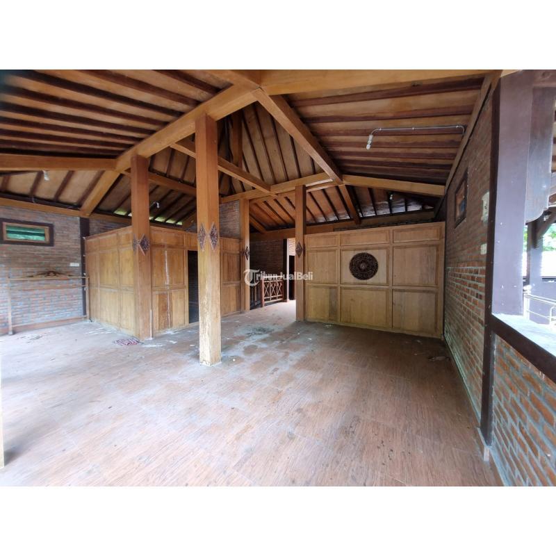 Dijual Cepat Rumah Besar 3KT 2KM SHM Tanah Luas - Sleman Jogja