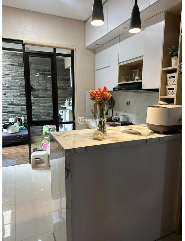 Dijual Rumah 2 Lantai, LT. 100m2, LB. 97m2, SHM, Full Furnished, Dekat Exit Tol Pasteur, Sukawarna, Cicendo - Bandung