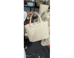 Tas Pandan Serut Putih - Jakarta Selatan