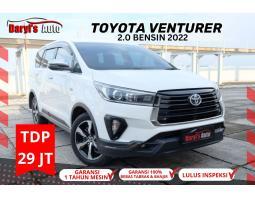 Mobil Totota Innova Venturer 2.0 Bensin AT 2022 Bekas TDP 29 Juta - Jakarta Utara