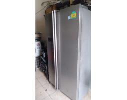 Servis Kulkas Panggilan Bergaransi 6 Bulan - Pekanbaru 