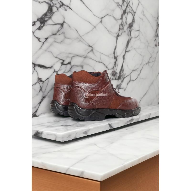 Diskon Sepatu Safety Warna Coklat - Dumai