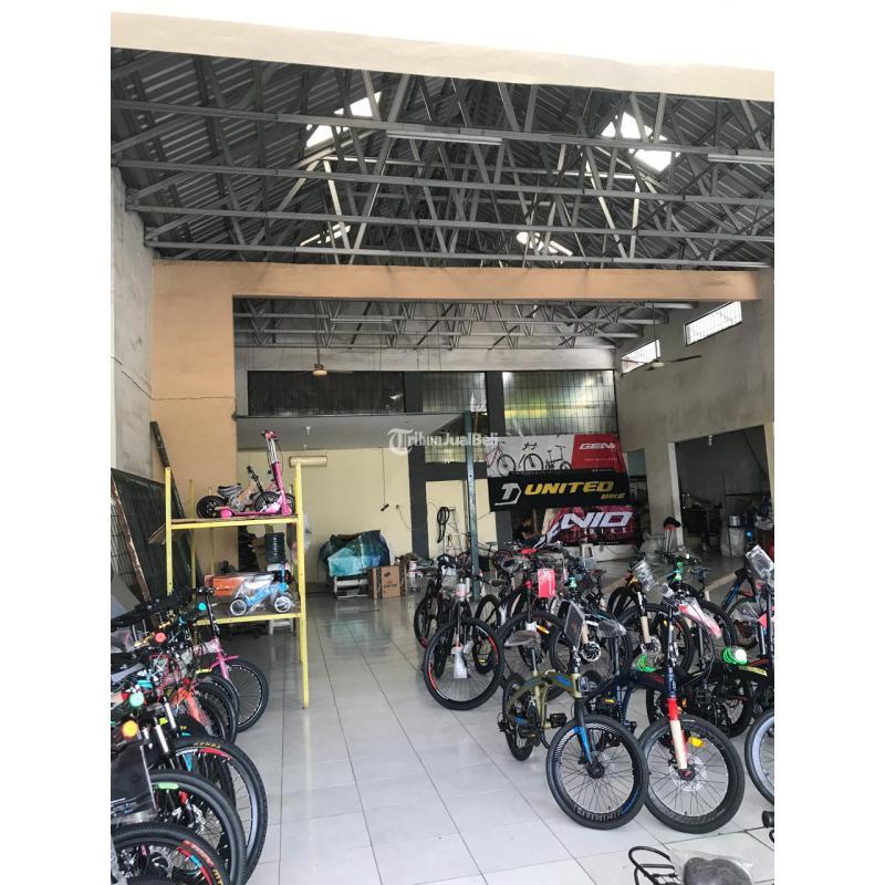 Dijual Ruko, Luas 396m2, SHM, Strategis di Jl. Barito Raya - Semarang