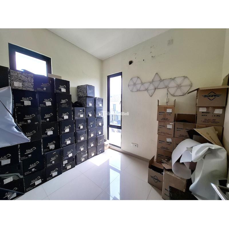 Dijual Rumah Hoek Tanah Luas 250 m2 Bekas di Green Ara Harapan Indah - Bekasi