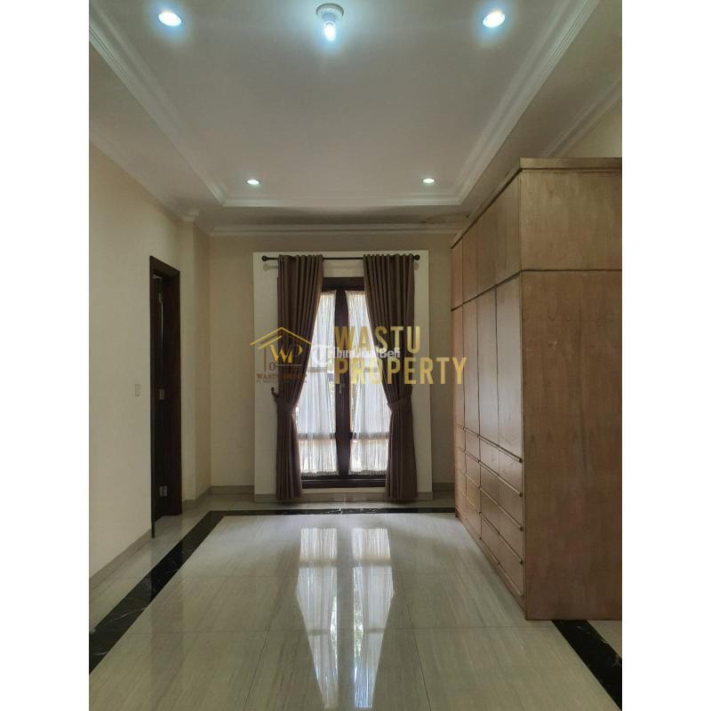 Dijual Rumah Mewah Dekat Stasiun Ka Tanjung Barat Tipe 199 - Jakarta Selatan