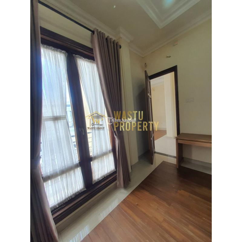 Dijual Rumah Mewah Dekat Stasiun Ka Tanjung Barat Tipe 199 - Jakarta Selatan