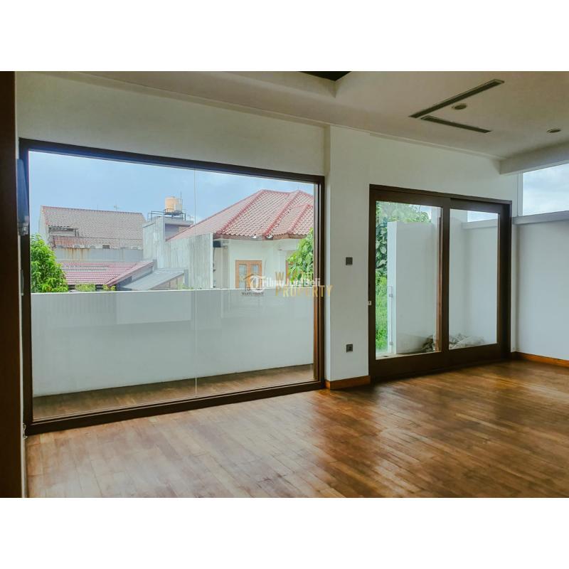 Dijual Rumah Mewah di Pondok Indah Dekat Sekolah SD Bakti Mulya Tipe 654 - Jakarta Selatan