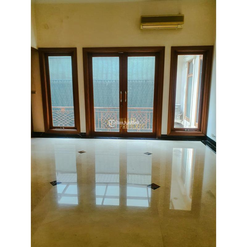 Dijual Rumah Tipe 700 5KT 5KM Legalitas SHM - Jakarta Selatan