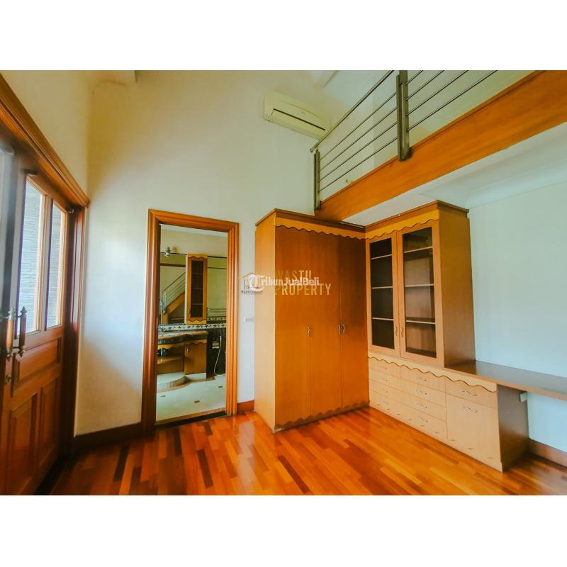 Dijual Rumah Tipe 700 5KT 5KM Legalitas SHM - Jakarta Selatan