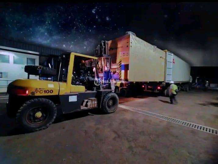 Sewa Forklift Harga Terjangkau - Tangerang 