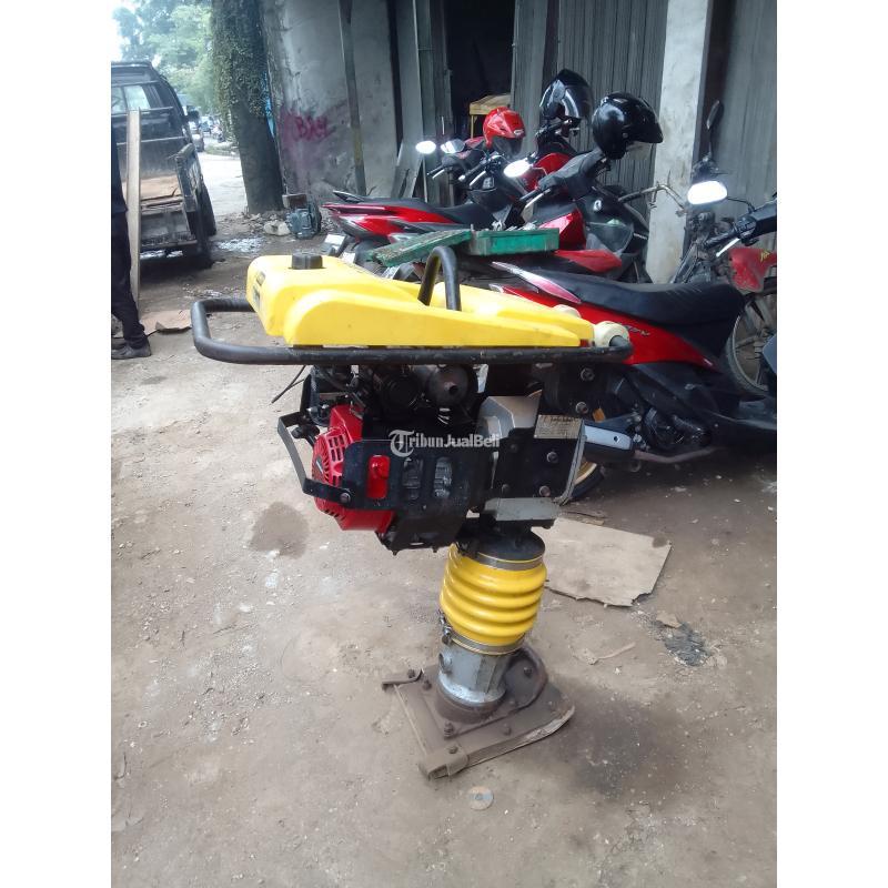 Mesin Pemadat Tanah Stamper Kuda Honda Termurah Pondok Ranji - Tangerang Selatan