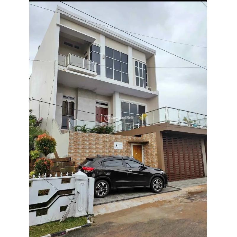 Dijual Rumah Mewah 3 Lantai Ada Kolam Renang Full Perabot - Pontianak 