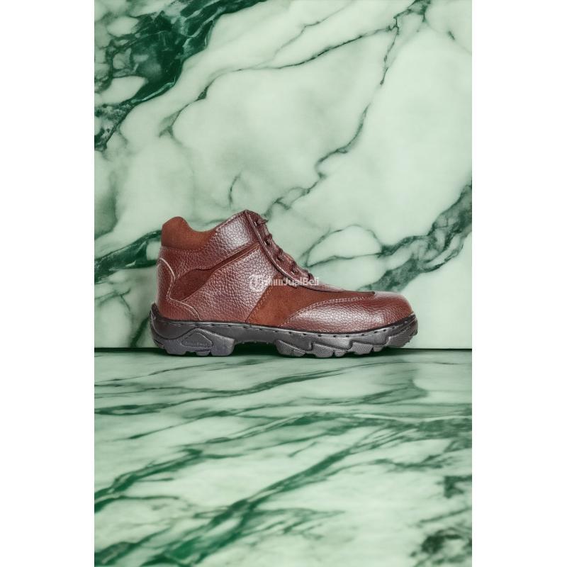 Safety Shoes Ukuran Kuit Asli - Batam