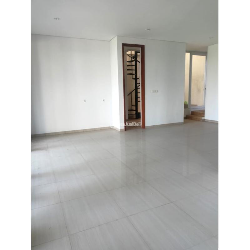 Dijual Rumah Hoek Siap Huni 4KT 4KM SHM Cluster Mississippi Jakarta Garden City - Jakarta Timur