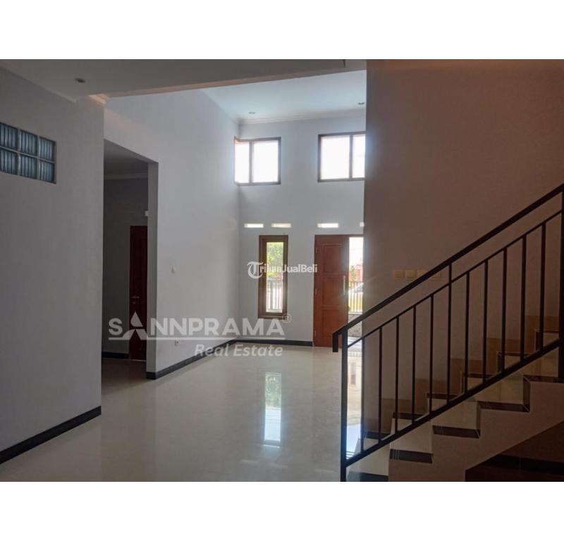 Dijual Rumah 2 Lantai Luas 4KT 3KM SHM dalam Cluster Permata Depok Regency - Depok