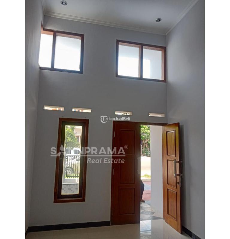 Dijual Rumah 2 Lantai Luas 4KT 3KM SHM dalam Cluster Permata Depok Regency - Depok