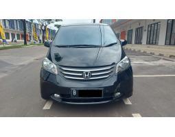 Mobil Bekas Honda Freed E PSD Matic Tahun 2010 - Bogor