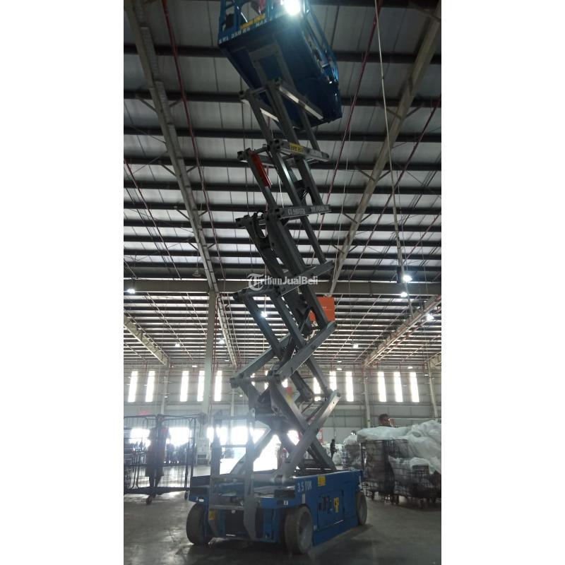 Scissor Lift Ketinggian 8 Meter sampai 16 Meter - Gresik