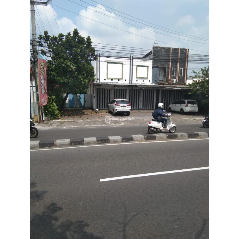 Dijual Tanah beserta Bangunan, Luas 1.686m2, Sangat Potensial, Lokasi Strategis Untuk Hotel maupun Gudang, Banguntapan - Yogyakarta