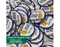 Cetak Pin Senyum Sapa Salam Custom Pin Bros Ramah Petugas Harga Terjangkau - Surabaya