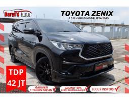 Mobil  Toyota Innova Zenix V Hybrid HV Modelista Bekas Tahun 2023 - Jakarta Utara 