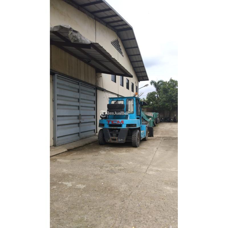 Sewa Forklift Harga Terjangkau - Tangerang 