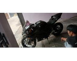Motor Yamaha R15 2022 Bekas Km Rendah Mesin Terawat Ss Lengkap - Bandung