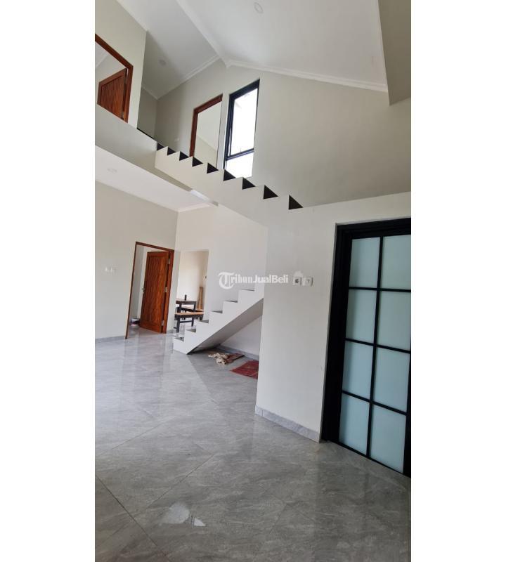 Dijual Rumah 2 Lantai, LT. 115m2, LB. 95m2, SHM, Private Pool, Balkon, Dekat Ringroad, Sleman - Yogyakarta
