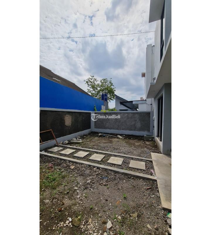 Dijual Rumah 2 Lantai, LT. 115m2, LB. 95m2, SHM, Private Pool, Balkon, Dekat Ringroad, Sleman - Yogyakarta
