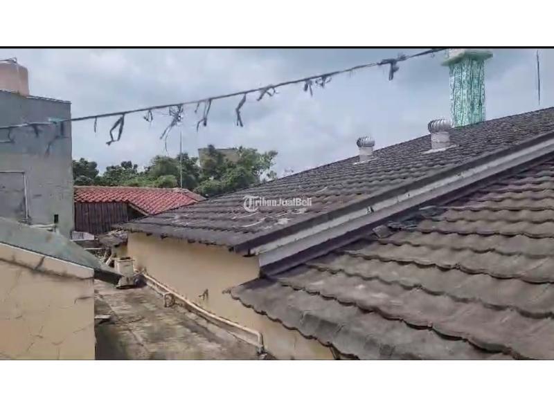 Dijual Nyaman Hunian dan Kos Dua Setengah Lantai LT 700 LB 850 Lokasi Slipi Kemanggisan Strategis - Jakarta Barat