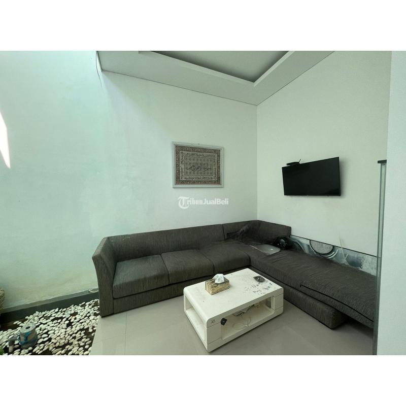 Jual Rumah 2 Lantai Bekas Luas 180 m2 Siap Huni Dekat SMAN 10 Denpasar - Denpasar