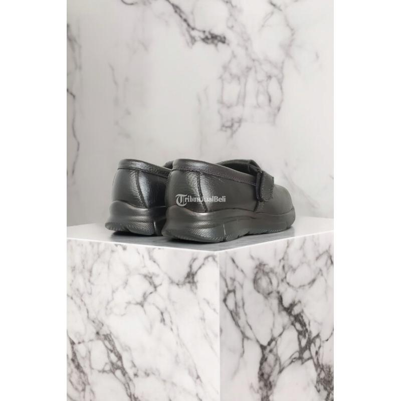 Penjual Sepatu Boots Safety Wanita - Balikpapan