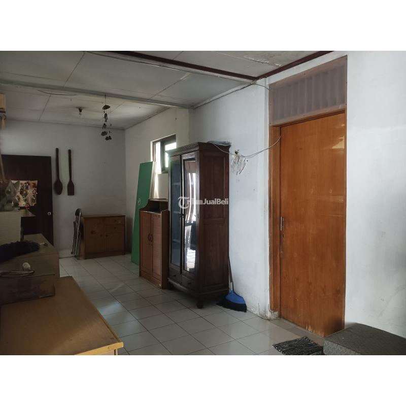 Dijual Rumah SHM Lingkungan Sunyi dan Strategis - Jakarta Selatan