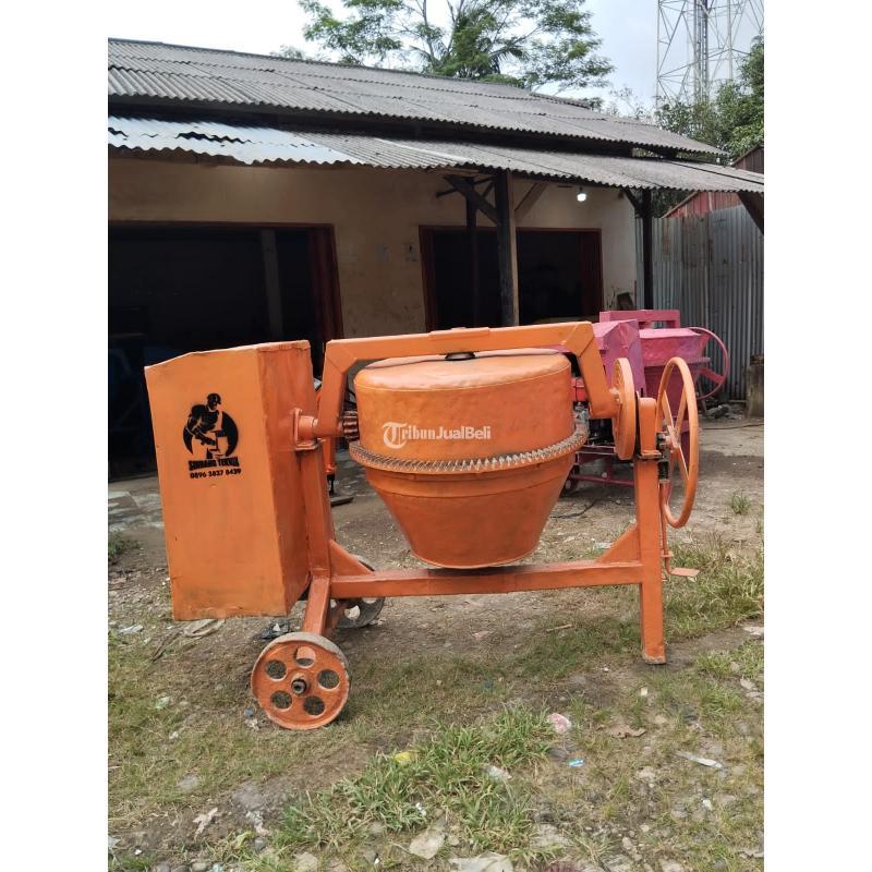 Mesin Molen Cor Beton CM Mesin 8PK Mulus Siap Pakai Kelapa Gading  - Jakarta Utara