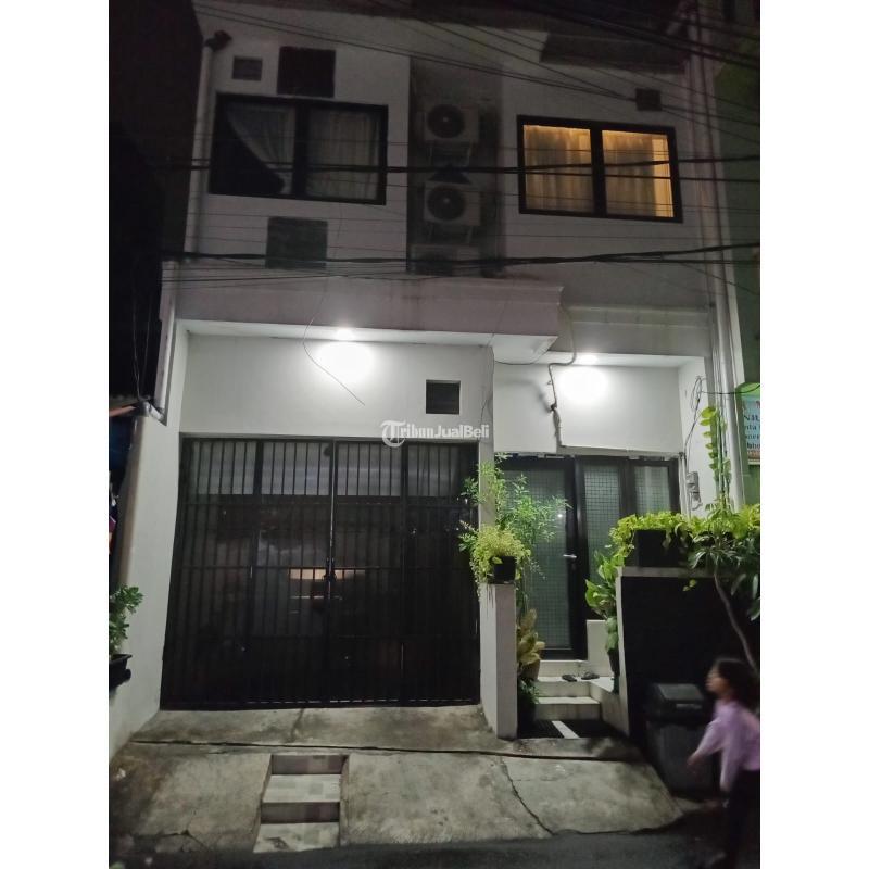 Jual Rumah 2 Lantai Semi Furnished Tipe 120 Dekat Mall Kasablanca Menteng - Jakarta Selatan