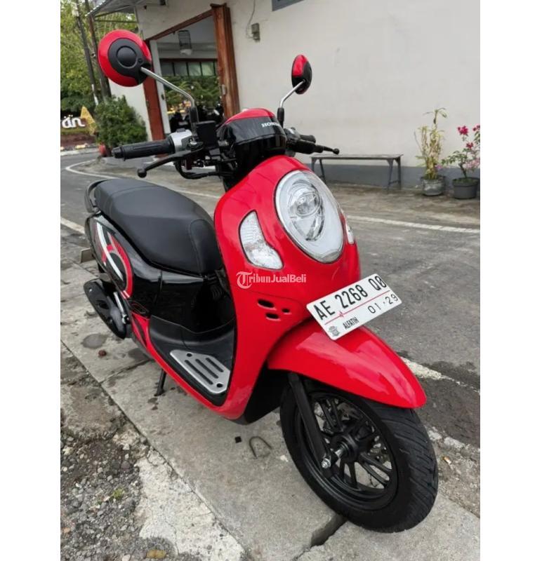 Motor Bekas Honda Scoopy Sporty Tahun 2024 Merah - Madiun