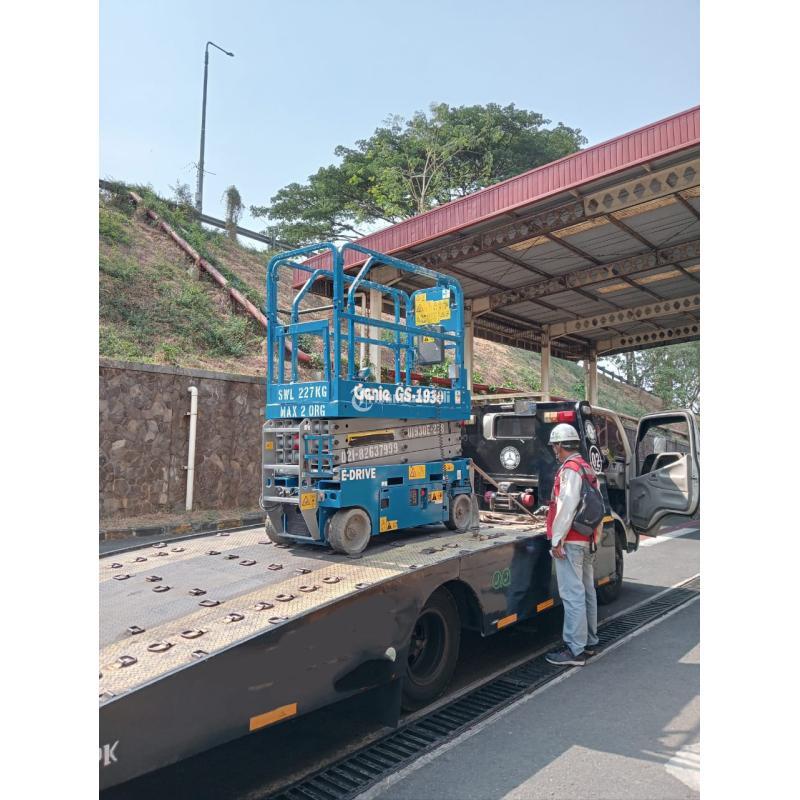 Disewakan Scissorlift Terbaik dan Terpercaya - Lamongan