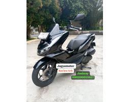 Dijual Motor Bekas Honda PCX 160 CBS, Tahun 2024, Warna Hitam, Pajak On, Surat Lengkap - Tangerang Selatan