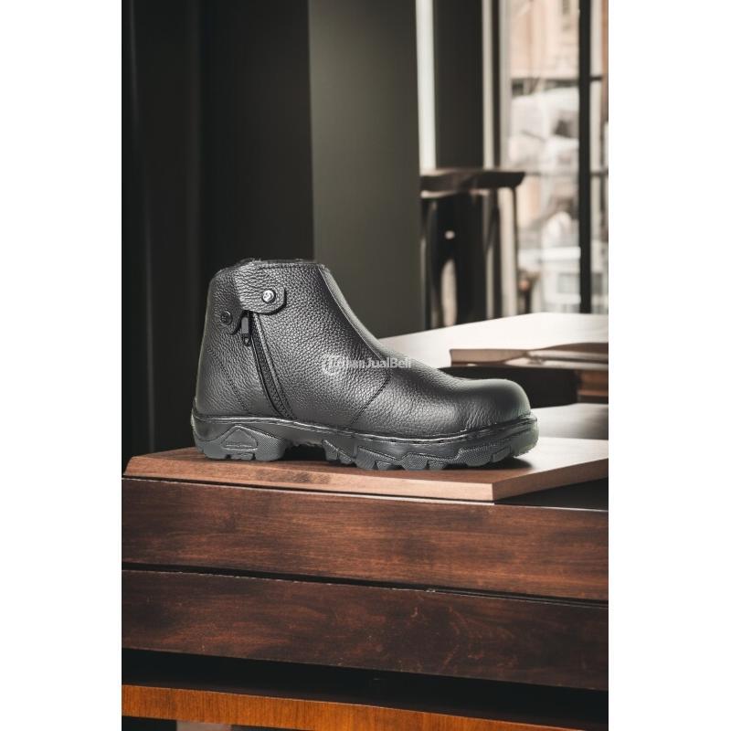 Sepatu Proyek Harga Murah - Batam